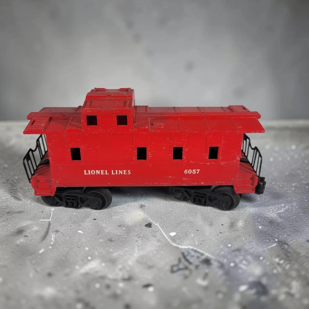 Lionel 6057 Caboose O-Gauge Red Fair Flawed Detached Truck Vintage Postwar Rail